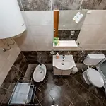 아파트 In With Seaview, Terrace, Air Condition, Wifi *
