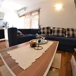 In With Seaview, Terrace, Air Condition, Wifi