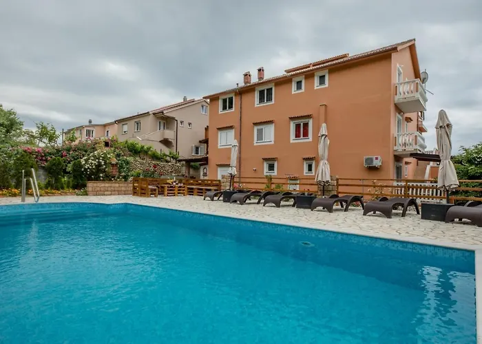 In With Seaview, Terrace, Air Condition, Wifi Apartamento *
