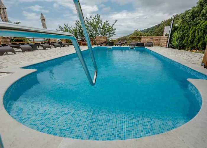In With Seaview, Terrace, Air Condition, Wifi Apartamento *